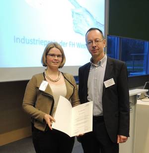 Lena Miebrodt mit Laudator Dr. Andreas Mühlenweg
